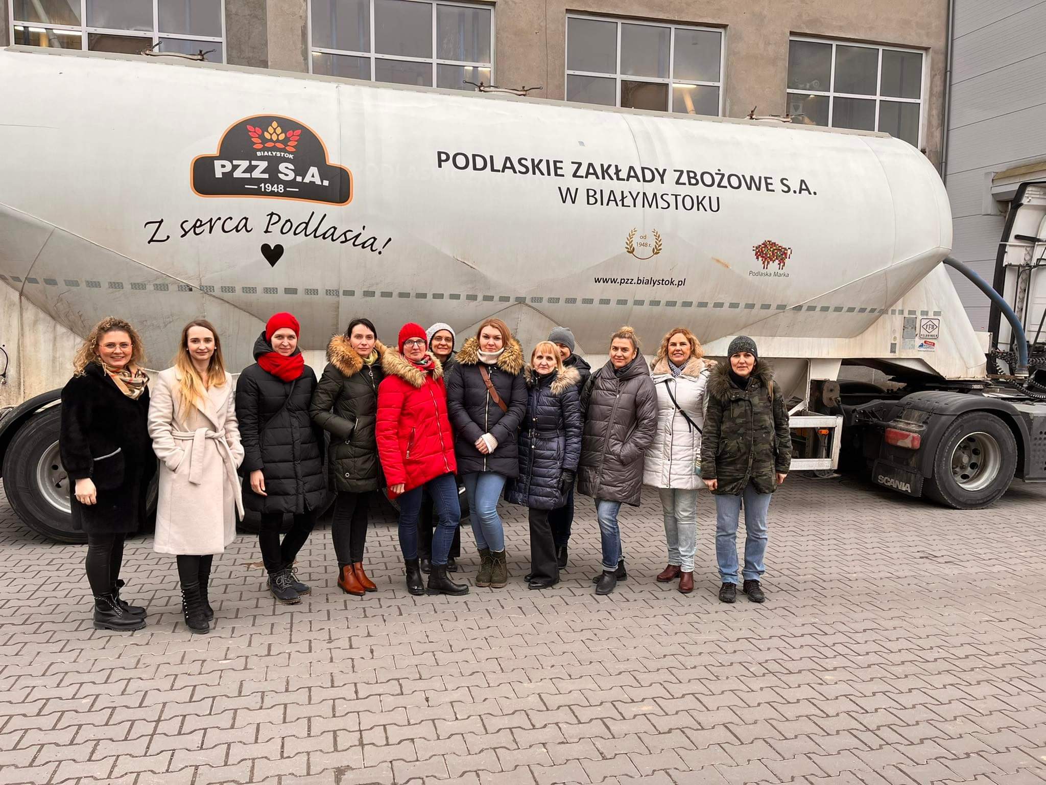 received 696871045242347