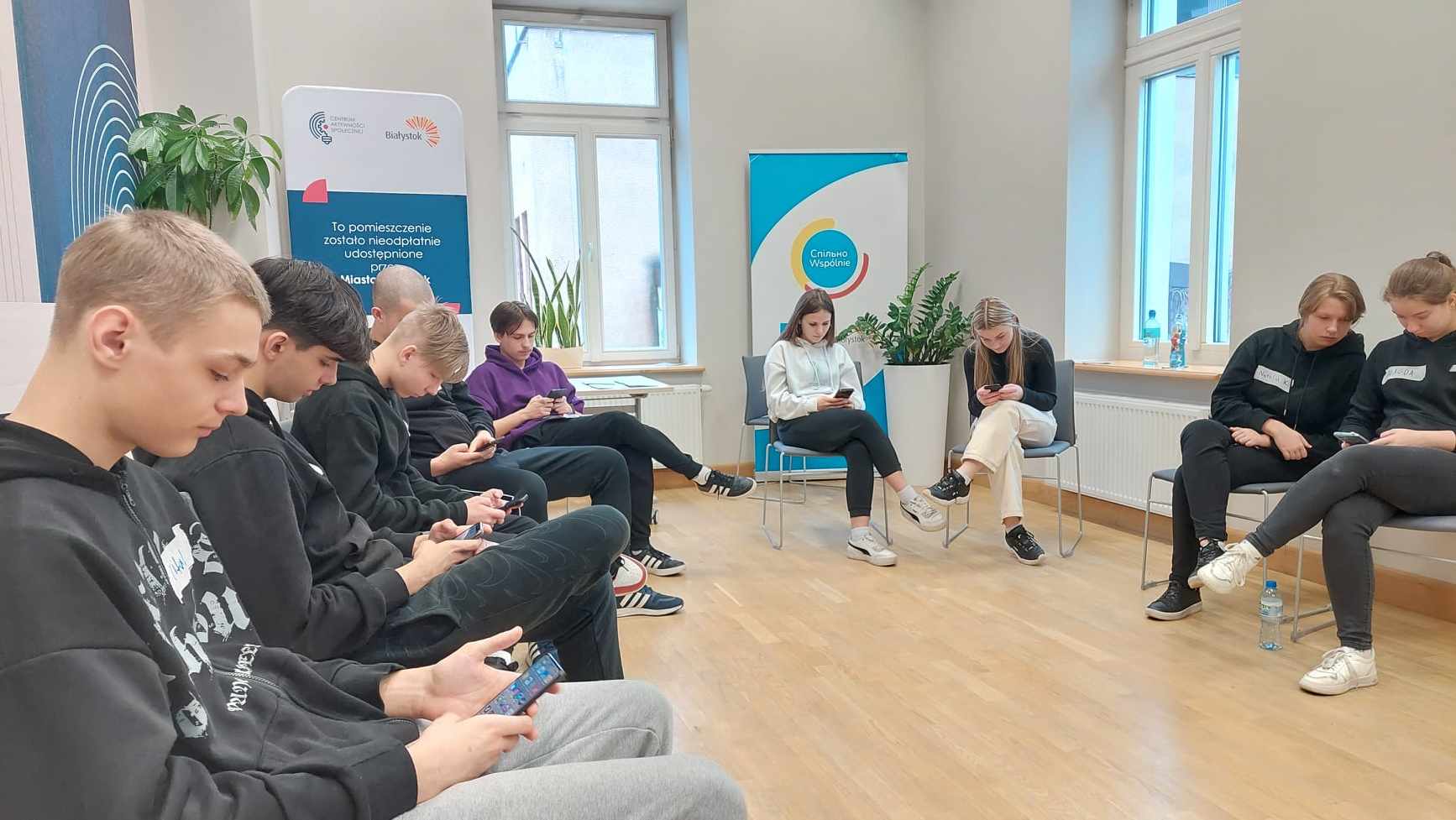 received 885440879702218