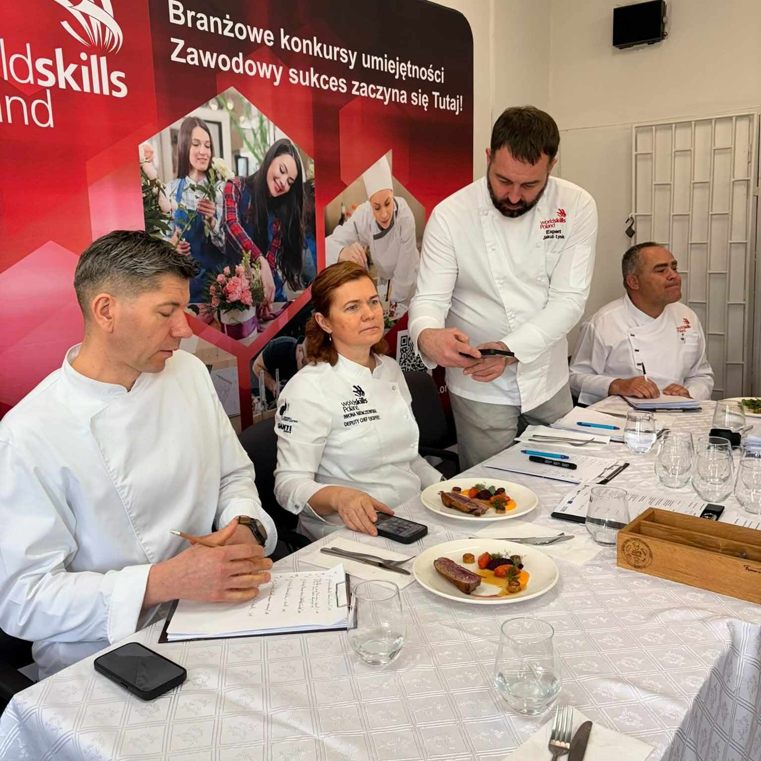 received 1344137934208819