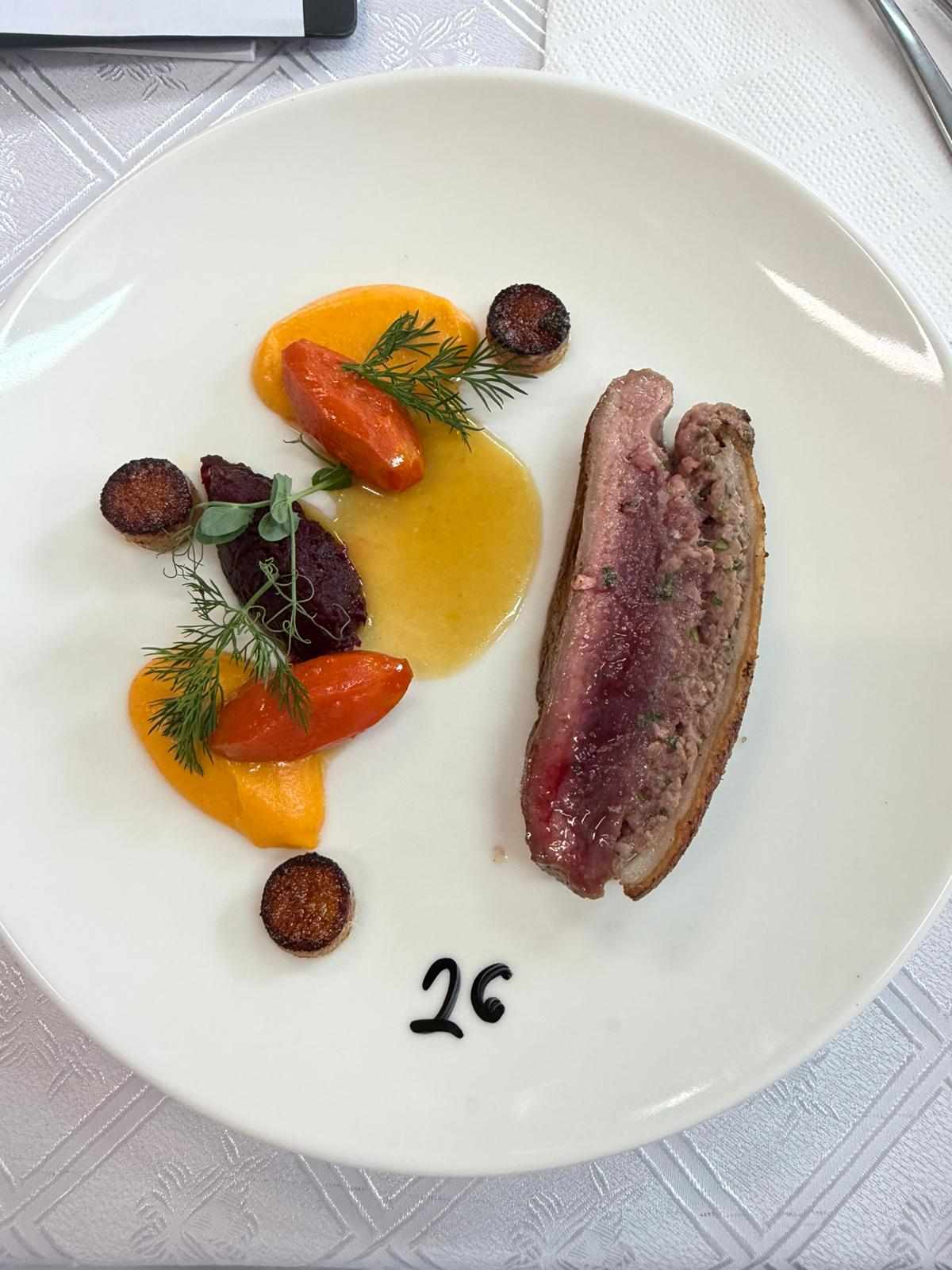 received 1439938490943911